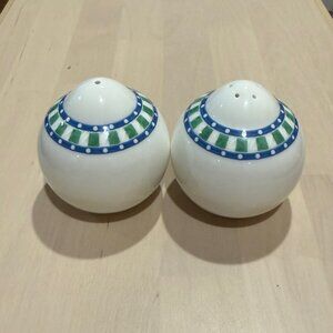 Salt and Pepper shaker